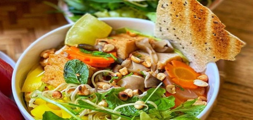 Cách Nấu Mì Quảng Chay Chuẩn Vị – Thanh Đạm Mà Đậm Đà