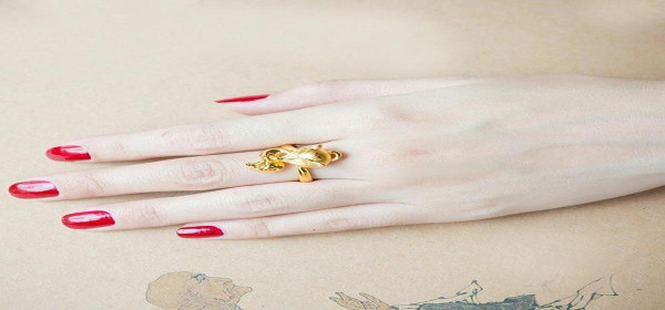 Đeo Nhẫn Hồ Ly Đúng Cách Theo Phong Thủy Và Điều Cần Tránh